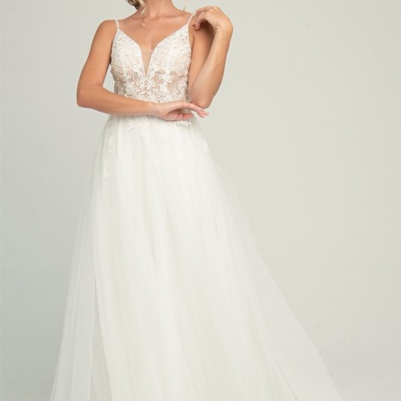 Amelia Couture Dresses & Skirts - new off white  Deep V-Neck Spaghetti Strap Wedding Dress ACSU063